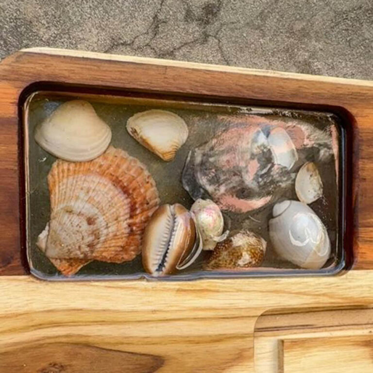 tabua-teca-resinada-conchas-do-mar-3